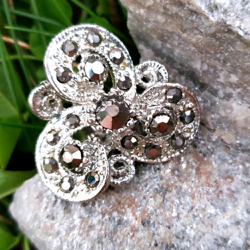 Vtg Ornate Silver Swirl Marcasite RS Cocktail Ring